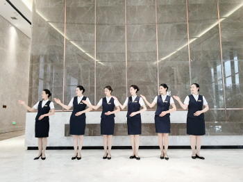 黨建引領(lǐng)搭橋梁，貼心服務(wù)解難題——青島城旅物業(yè)管理會務(wù)服務(wù)紀(jì)實